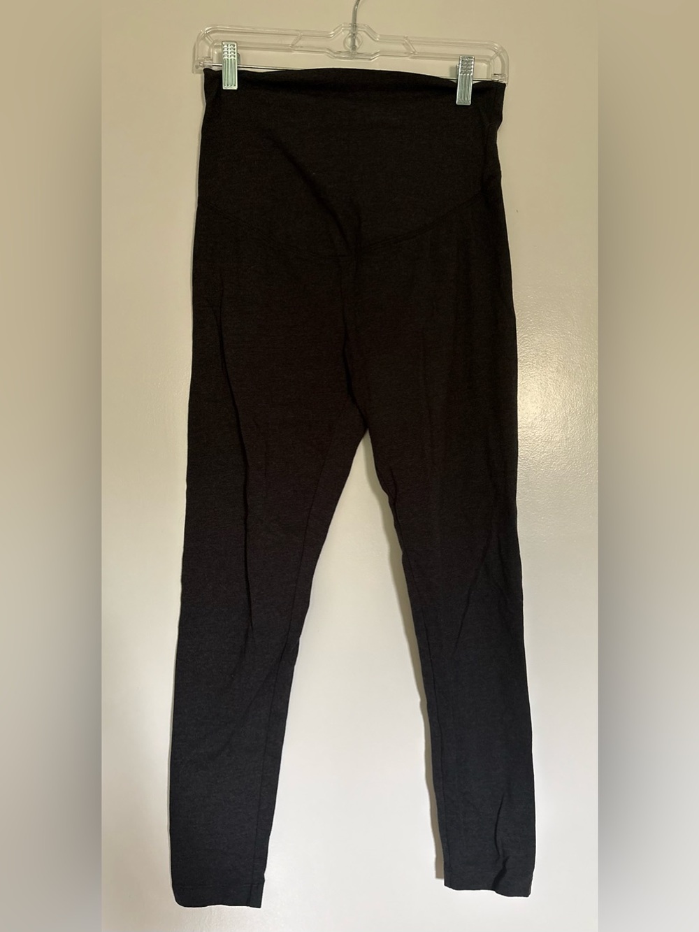 Old Navy Dark Gray Maternity Leggings
